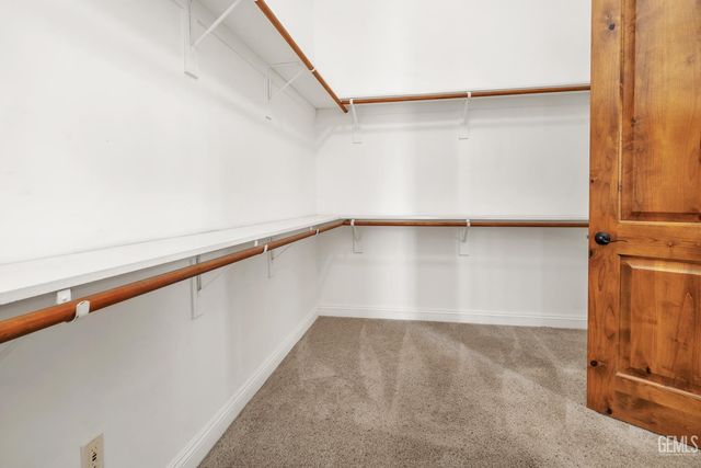 17321 Falling Creek, Bakersfield, CA 93314