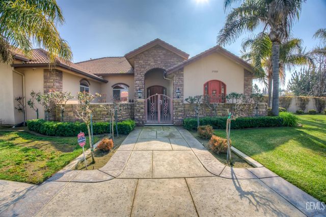 17321 Falling Creek, Bakersfield, CA 93314