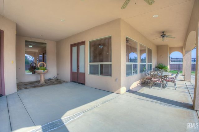 17321 Falling Creek, Bakersfield, CA 93314