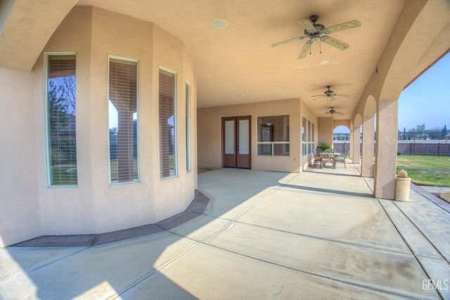 17321 Falling Creek, Bakersfield, CA 93314