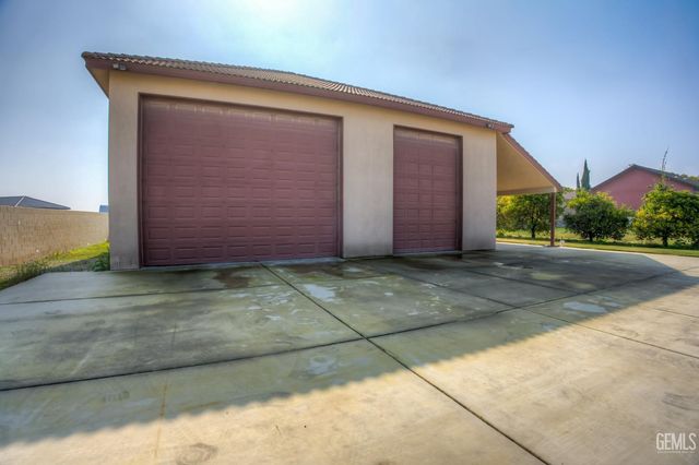 17321 Falling Creek, Bakersfield, CA 93314