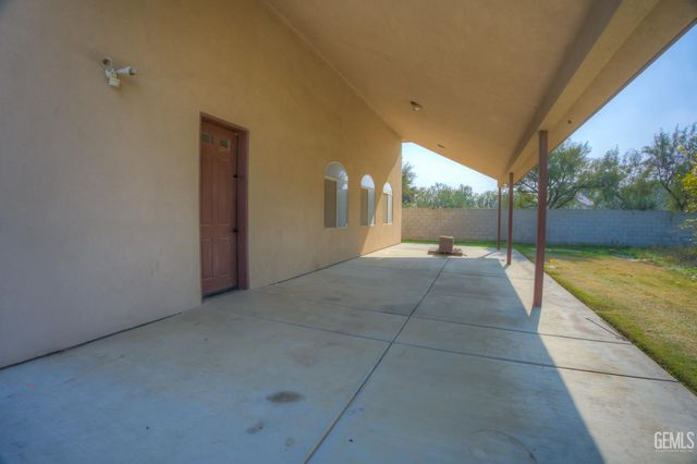 17321 Falling Creek, Bakersfield, CA 93314