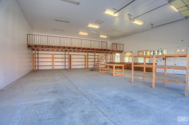 17321 Falling Creek, Bakersfield, CA 93314