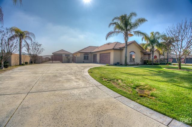 17321 Falling Creek, Bakersfield, CA 93314