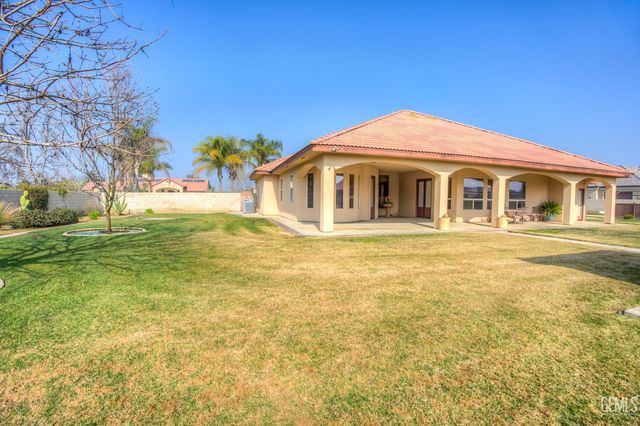 17321 Falling Creek, Bakersfield, CA 93314