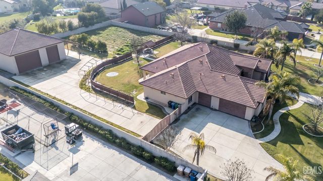 17321 Falling Creek, Bakersfield, CA 93314