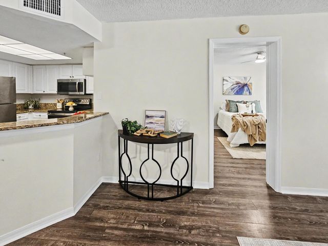 500 Crestwood Court N 504, Royal Palm Beach, FL 33411