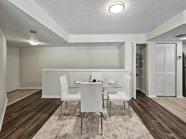 500 Crestwood Court N 504, Royal Palm Beach, FL 33411