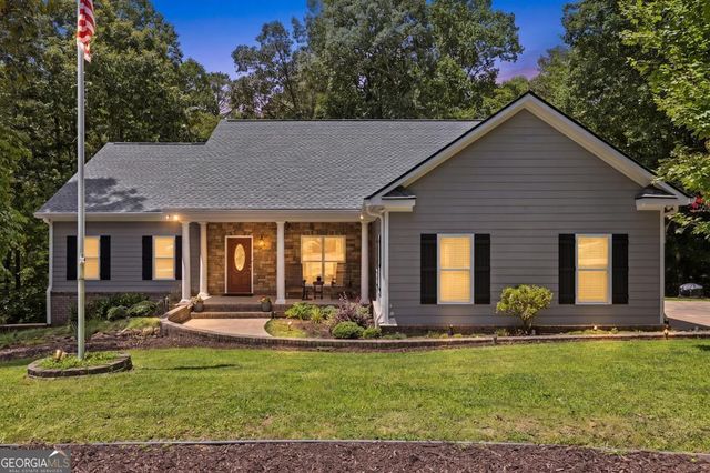 45 Hemlock Court, Talking Rock, GA 30175