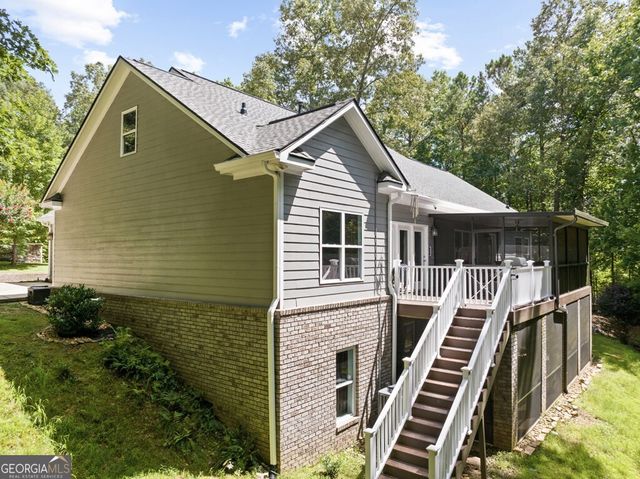 45 Hemlock Court, Talking Rock, GA 30175