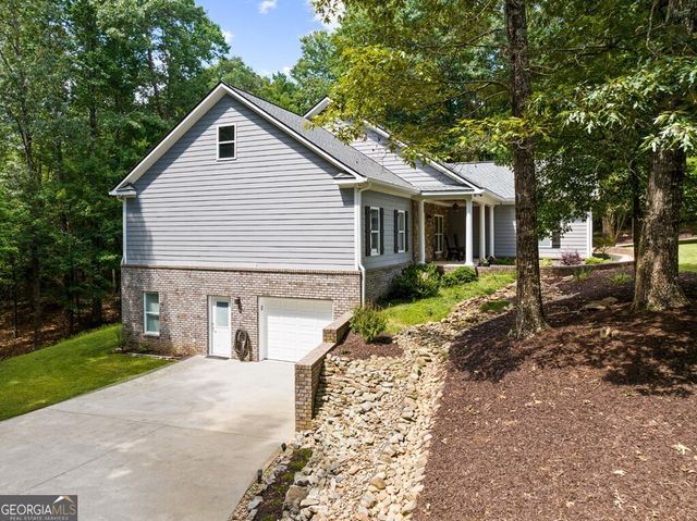 45 Hemlock Court, Talking Rock, GA 30175