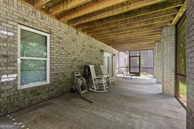 45 Hemlock Court, Talking Rock, GA 30175