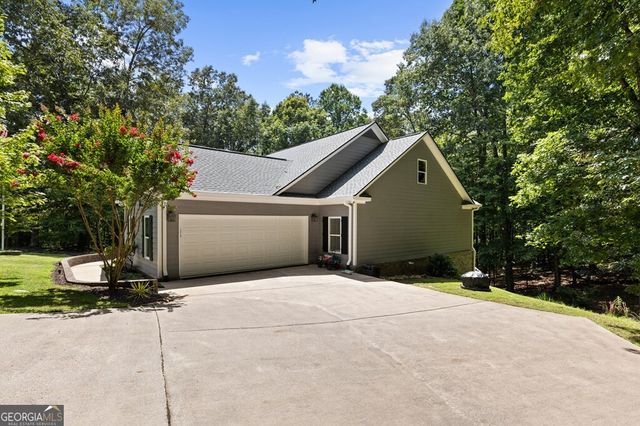 45 Hemlock Court, Talking Rock, GA 30175