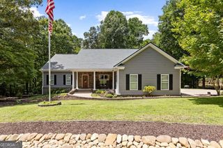45 Hemlock Court, Talking Rock, GA 30175