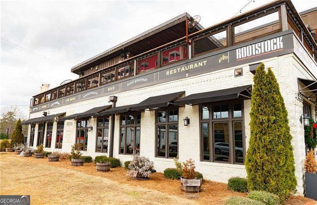 9040 Main Street 116, Woodstock, GA 30188