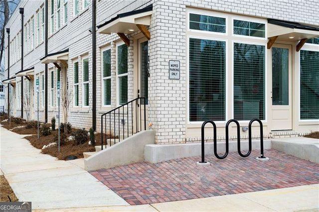 9040 Main Street 116, Woodstock, GA 30188