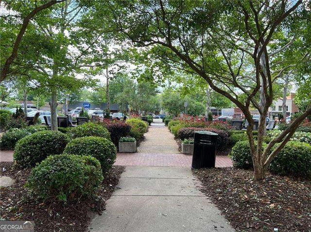 9040 Main Street 116, Woodstock, GA 30188