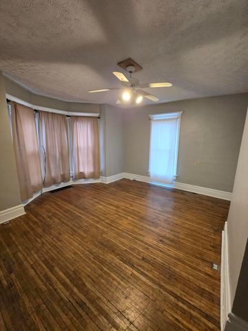 2082 N 4th Street, Columbus, OH 43201