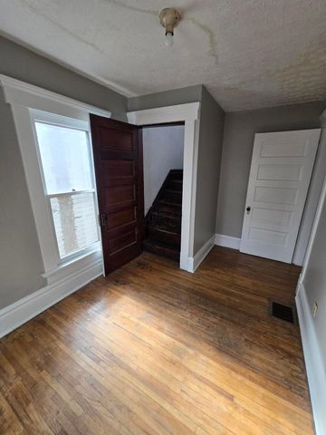 2082 N 4th Street, Columbus, OH 43201
