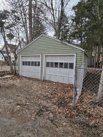 2082 N 4th Street, Columbus, OH 43201