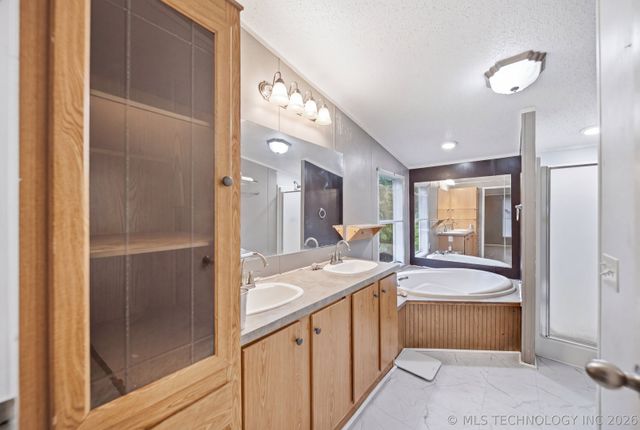 14620 Stewart Road, Mounds, OK 74047