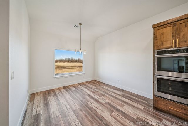 3077 S 4322 Road, Pryor, OK 74361