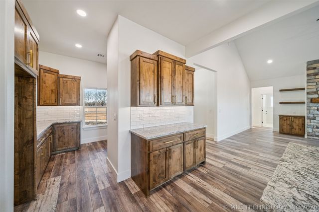 3077 S 4322 Road, Pryor, OK 74361