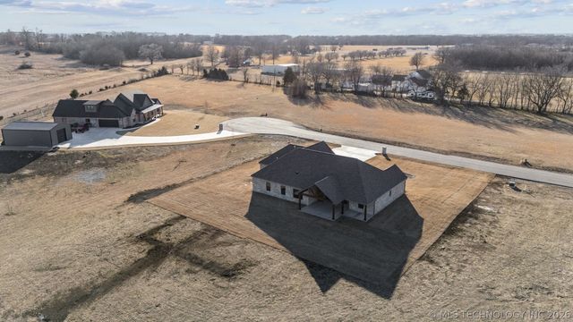3077 S 4322 Road, Pryor, OK 74361
