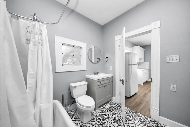 2502 Saltus Street 3, Houston, TX 77003