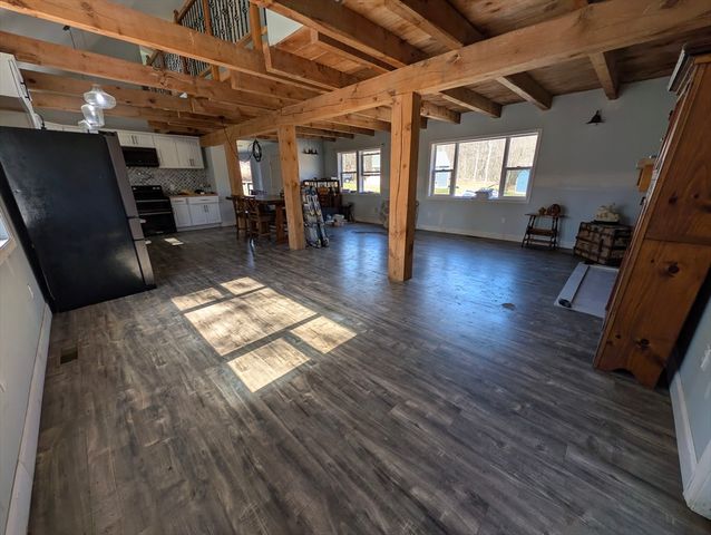 515 Keys, Warren, MA 01083