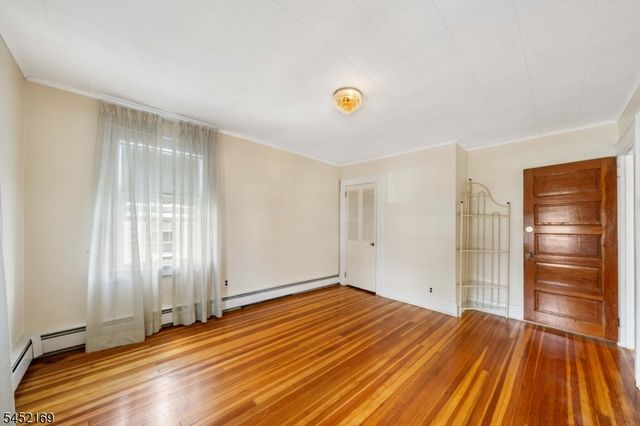 710 Bailey Ave, Elizabeth City, NJ 07208