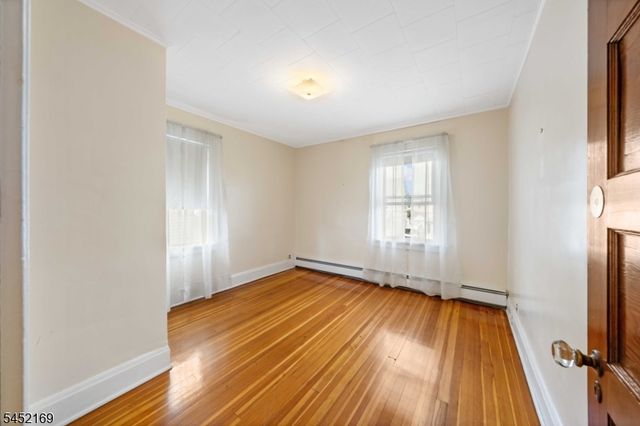 710 Bailey Ave, Elizabeth City, NJ 07208