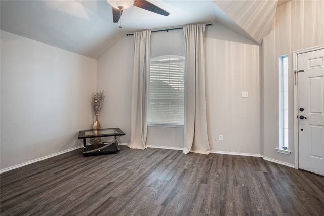 409 Dempster Court, Oak Point, TX 75068