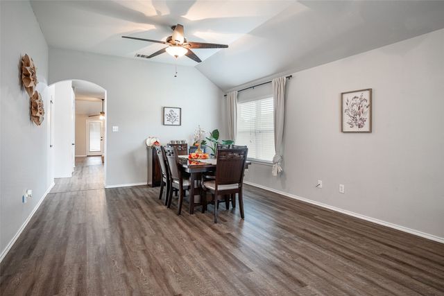 409 Dempster Court, Oak Point, TX 75068