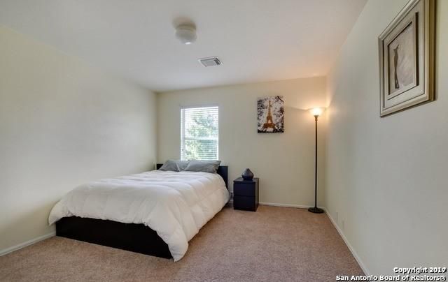 9418 WOLF PT, San Antonio, TX 78251