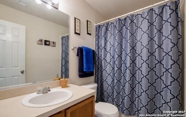 9418 WOLF PT, San Antonio, TX 78251