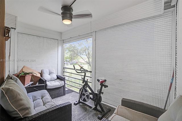 1400 Saint Charles Pl 204, Pembroke Pines, FL 33026