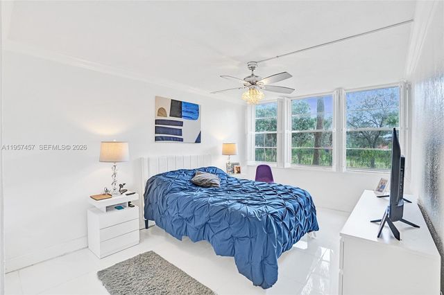 1400 Saint Charles Pl 204, Pembroke Pines, FL 33026