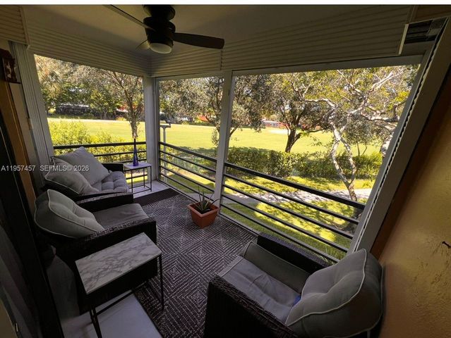 1400 Saint Charles Pl 204, Pembroke Pines, FL 33026