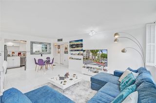 1400 Saint Charles Pl 204, Pembroke Pines, FL 33026