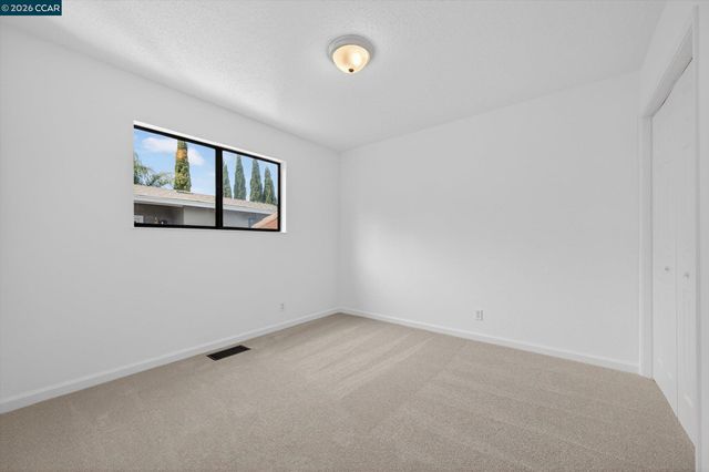 1920 E 3rd St, Benicia, CA 94510