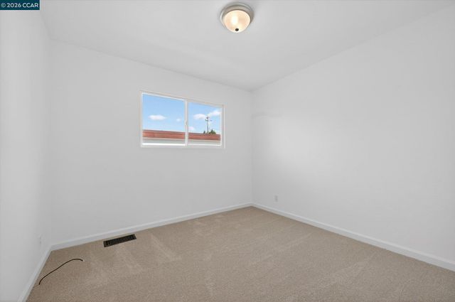 1920 E 3rd St, Benicia, CA 94510