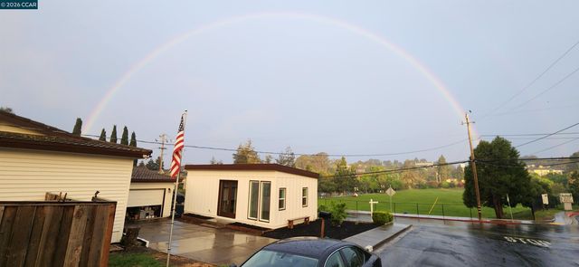 1920 E 3rd St, Benicia, CA 94510