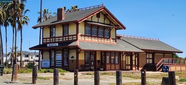 1920 E 3rd St, Benicia, CA 94510