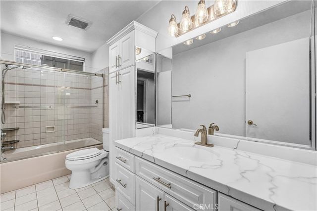8329 Capistrano, West Hills, CA 91304
