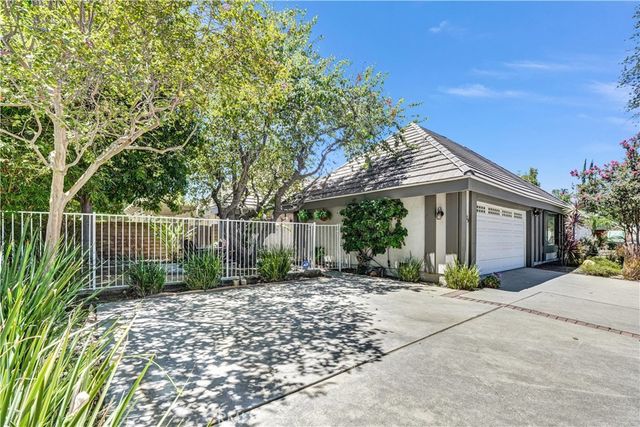 8329 Capistrano, West Hills, CA 91304