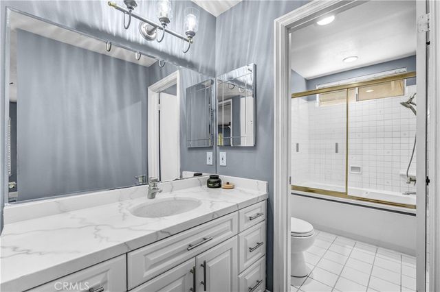 8329 Capistrano, West Hills, CA 91304