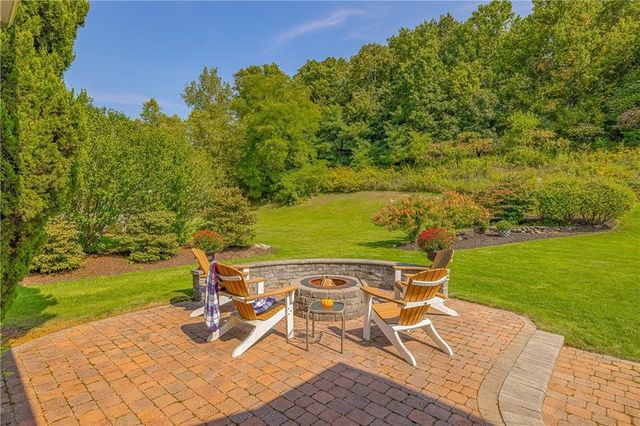 22 Royale Drive, Perinton, NY 14450