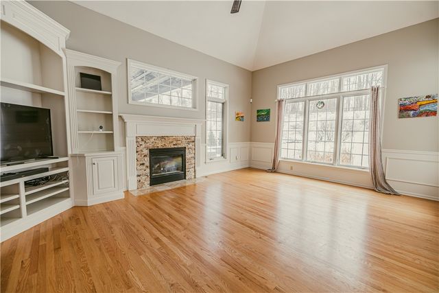 22 Royale Drive, Perinton, NY 14450