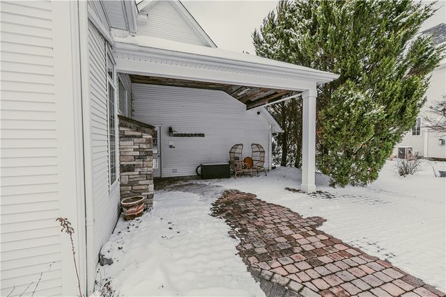 22 Royale Drive, Perinton, NY 14450